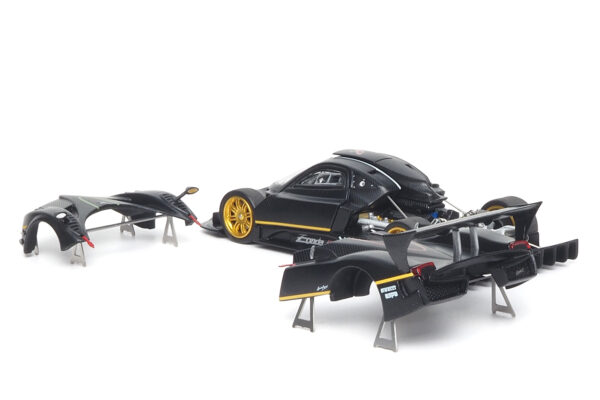 Pagani Zonda R (Matte Carbon Fiber - 2025)