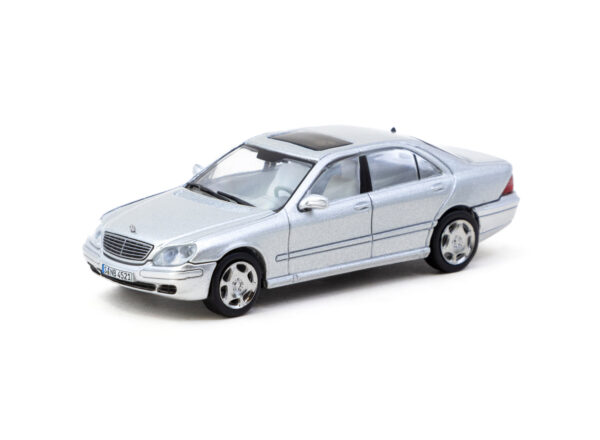 Mercedes-Benz S-Class (Global64: Brilliant Silver Metallic - 2024)