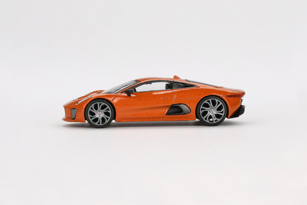 Jaguar C-X75 "Spectre" (007 Model Collection, English Version - 2025)