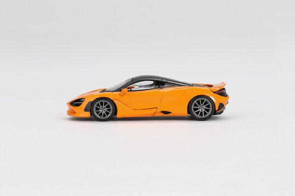 McLaren 750S (McLaren Orange, RHD - 2025)