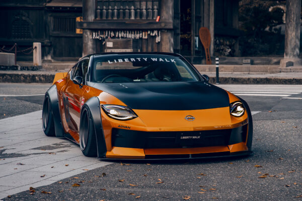 LB★NATION WORKS Nissan Z (LB Gold, RHD - 2025)