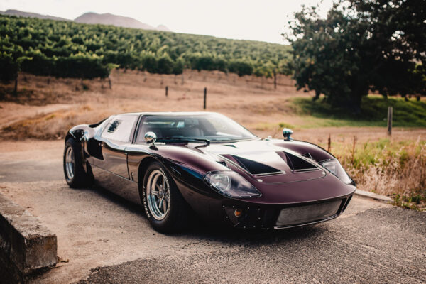 Ford GT40 MK1 (Twilight Metallic Purple - 2025)