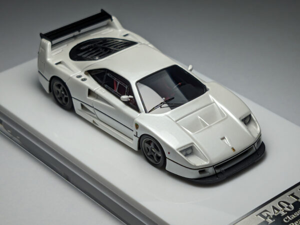 Ferrari F40 LM (Pearl White - 2025)