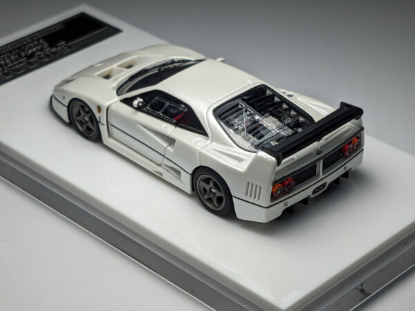 Ferrari F40 LM (Pearl White - 2025)