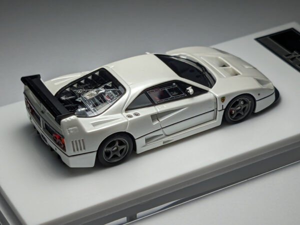 Ferrari F40 LM (Pearl White - 2025)
