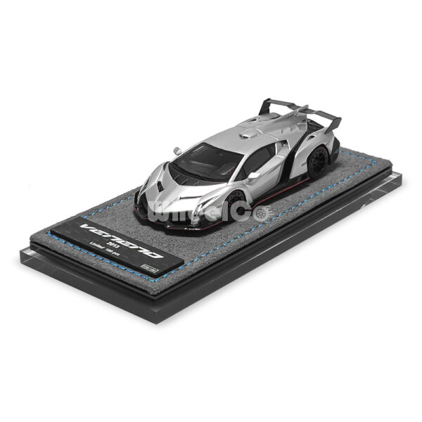 Lamborghini Veneno (Bright Silver - 2025)