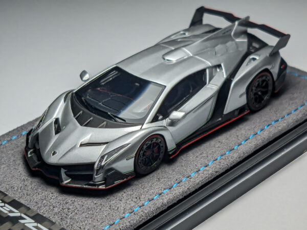 Lamborghini Veneno (Bright Silver - 2025)