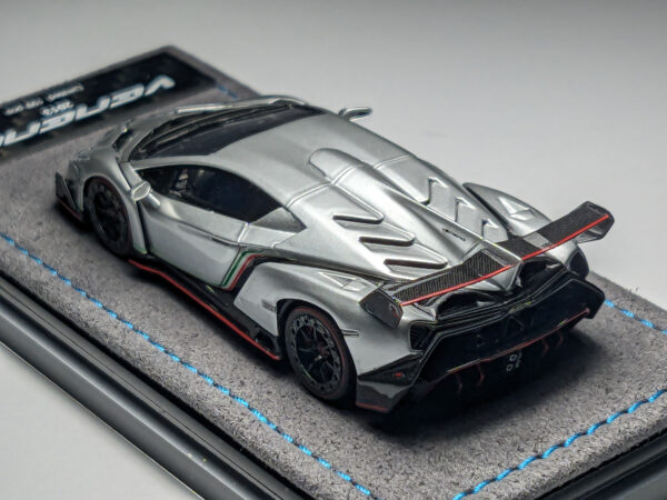 Lamborghini Veneno (Bright Silver - 2025)
