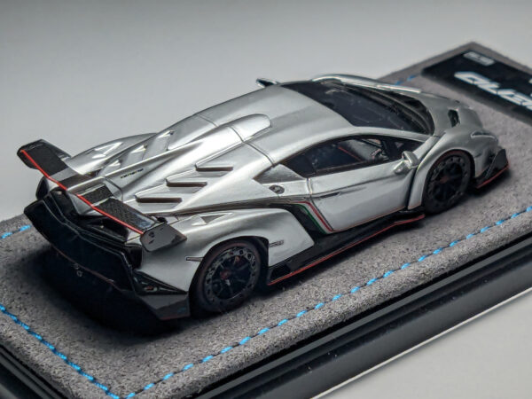 Lamborghini Veneno (Bright Silver - 2025)