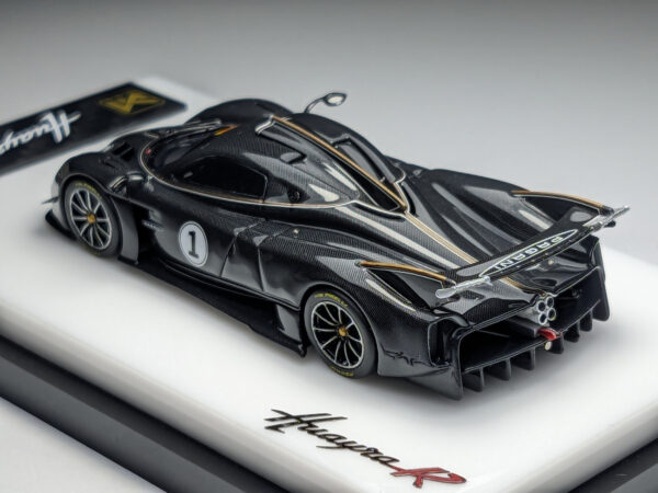 Pagani Huayra R (Black Carbon Fiber #1 - 2025)