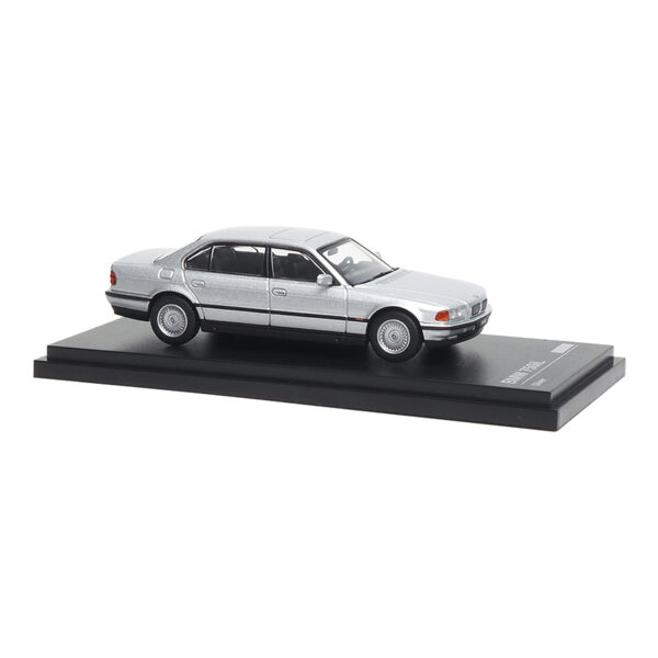 BMW 750iL (E38) (Silver - 2025)