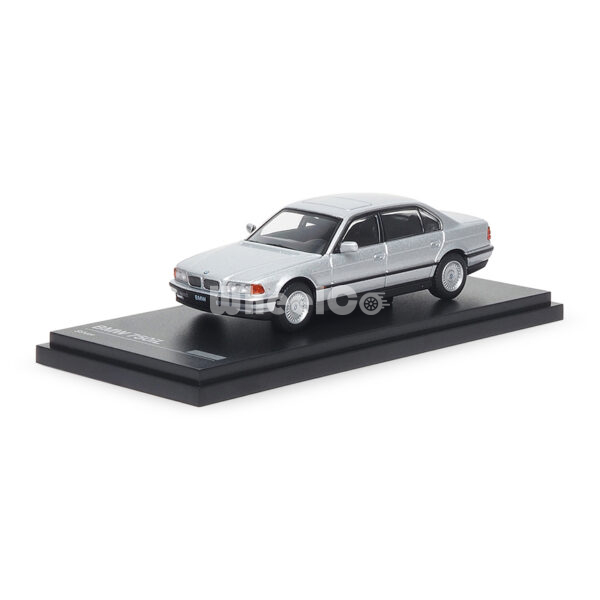 BMW 750iL (E38) (Silver - 2025)
