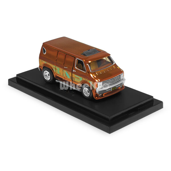 '70s Dodge Tradesman Van (Red Line Club - 2025)