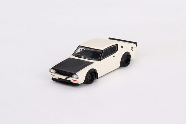 Nissan Skyline Kenmeri Liberty Walk (White, RHD - 2024)