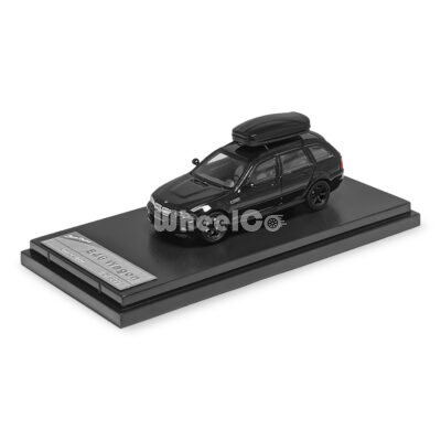 BMW M3 (E46) Wagon (Metallic Black w/ Roof Box - 2025)