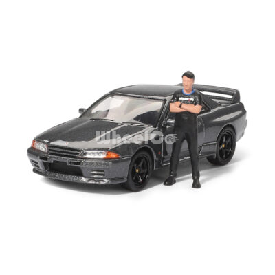 Nissan Skyline GT-R (R32) w/ Matsuda Figure (Gunmetal, Tsugio Matsuda Collection No. 1, RHD - 2025)