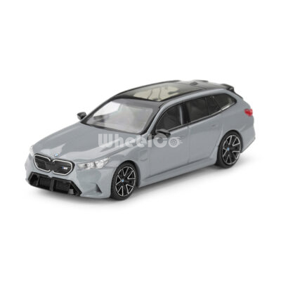 BMW M5 Touring (Brooklyn Grey Metallic, RHD - 2026)