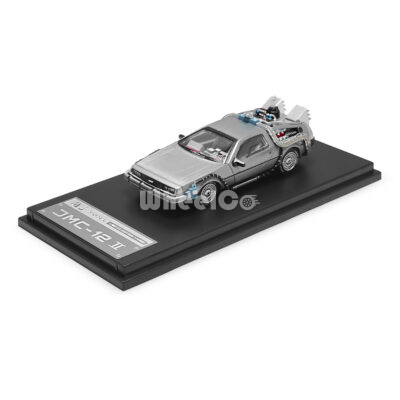 DeLorean DMC-12 (Back To The Future: Part II - 2025)