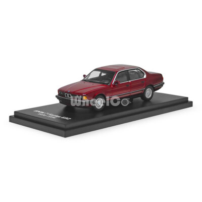BMW 7 Series (E32) (BMW Collection Series: BMW 7 Series (Calypso Red) - 2026)